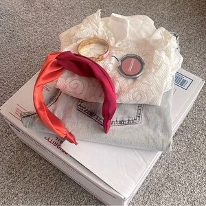 Mystery Box 📦💄👚👗💍👖🕶️👝